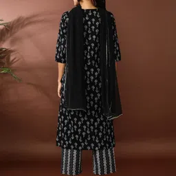 Jaipur Kurti Chevron Printed Pure Cotton Straight Kurta With Trousers & Dupatta image 3