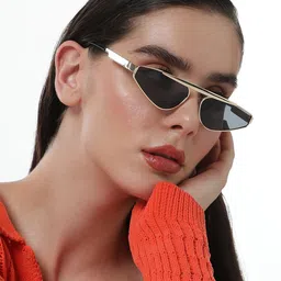 HAUTE SAUCE by Campus Sutra Women Cateye Sunglasses with Polarised Lens image 1