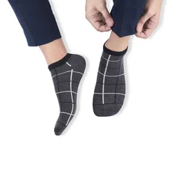 N2S NEXT2SKIN Men Pack Of 3 Seamless Checked Ankle-Length Socks image 2