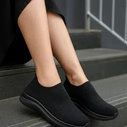 Fabbmate Trendy Memory Foam Walking Slip On Sneakers For Women image 2