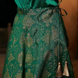 shae by sassafras Women Printed Flared Green Skirt image 5