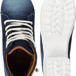 krafter Boots For Women image 4