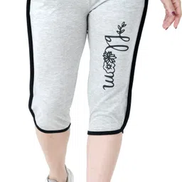 IGSTITCH Women Grey Capri image 1
