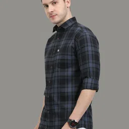 allwin paul Men Regular Fit Checkered Spread Collar Casual Shirt image 3