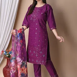 kgn fashion Cotton Silk Blend Women Churidar image 4