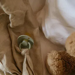 frigg Rope Latex Baby Pacifier 0-6M 1-Pack Sepia - Size 1 Soother image 3