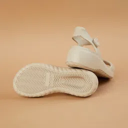 ginger by lifestyle Women Flats Sandal image 5