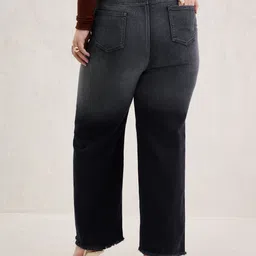 sassafras curve Women Straight Fit Mid Rise Black Jeans image 3
