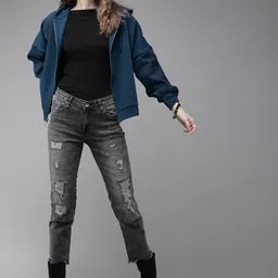 roadster Women Full Sleeve Solid Hooded Sweatshirt image 4