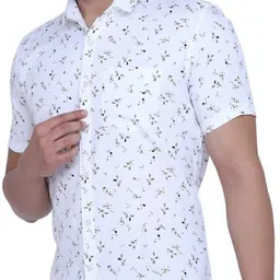 hanumntra Men Regular Fit Floral Print Spread Collar Casual Shirt image 3