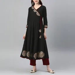 yash gallery Women Printed Cotton Blend Flared Kurta-picture-39