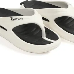 smoothlite Men Flip Flops image 4