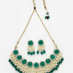 Sukkhi Gold-Plated Stones Studded & Beaded Jewellery Set image 3