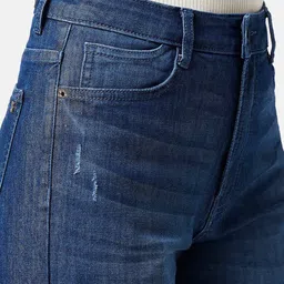 SF JEANS by Pantaloons Women Boyfriend Fit High-Rise Slash Knee Light Fade Jeans image 3