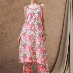 STYLEBAAZI Floral Printed Shoulder Strap Kantha Work Straight Kurta With Trousers-picture-19