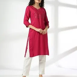 avaasa mix n' match Women Straight Kurta with Embellished Yoke-picture-27