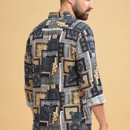 here&now Men Slim Fit Printed Casual Shirt image 4