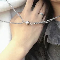 Vembley Silver-Toned Silver-Plated Chain image 2