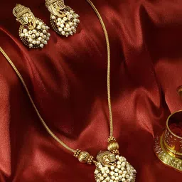 Adwitiya Collection Gold Plated Artificial Stones and Beads Studded Jewellery Set-picture-6