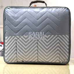 Saral Home Grey & White Geometric 400 GSM Single Bed Quilt image 2