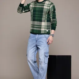 roadster Men Checkered Round Neck Multicolor Sweater image 4