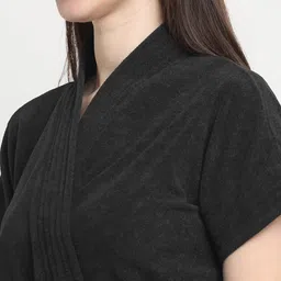 creeva Black Free Size Bath Robe image 4