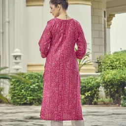 trahimam Women Cotton Rayon Kurti Pant Dupatta Set image 2