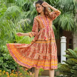 rain & rainbow Women Printed Pure Cotton Anarkali Kurta image 3