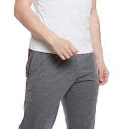 mack jonney Striped Men Three Fourths image 2