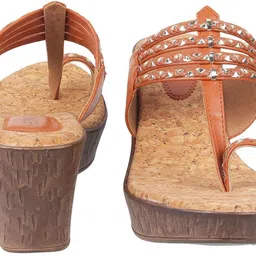 metro Women Wedges Sandal image 2