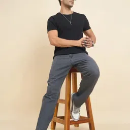 white leapard Men Regular Mid Rise Grey Jeans image 5