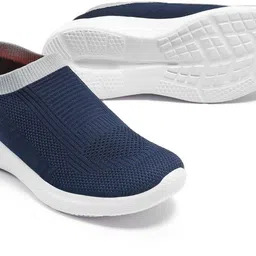 oakmen Men sports shoes Trendy unique stylish black Sneakers For Men image 5