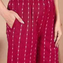 loopup Pack of 2 Women Regular Fit Multicolor Pure Cotton Trousers image 5