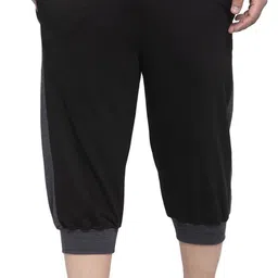 pluss Solid Men Three Fourths image 1