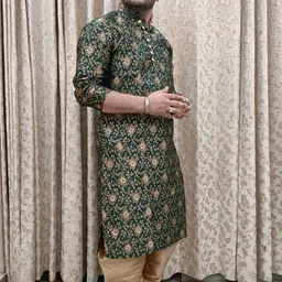 over crowd Men Jacquard Kurta Salwar Set image 3