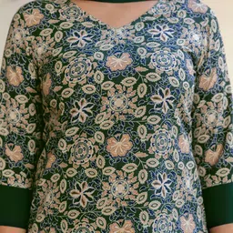 samah Women Crepe Kurta Pant Dupatta Set image 4