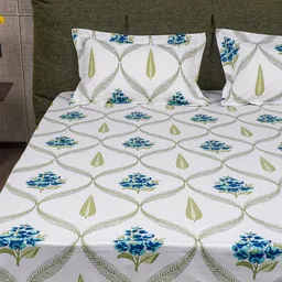 URBAN SPACE Blue & White Floral Printed Cotton 200 TC Single Bedsheet With 2 Pillow Covers image 2