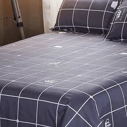 JC HOME Charcoal & White Printed 130 TC King Bedsheet with 2 Pillow Covers image 2