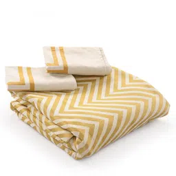 Saral Home Yellow & Beige 160 TC King Bedsheet with 2 Pillow Covers image 3