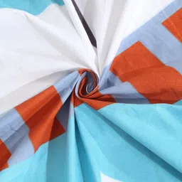 Arrabi Unisex Blue Bedsheets image 2