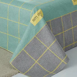 JC HOME Green & Grey Geometric Printed 186 TC Cotton King Bedsheet & 2 Pillow Covers image 4