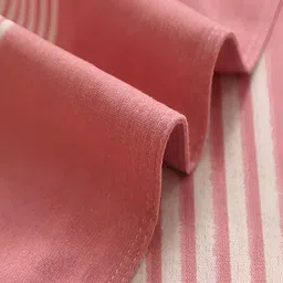 JC HOME Pink & White Printed Cotton 220 TC King Bedsheet With 2 Pillow Covers image 2