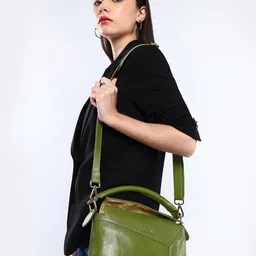 Sassora Textured Leather Structured Handheld Bag-picture-42