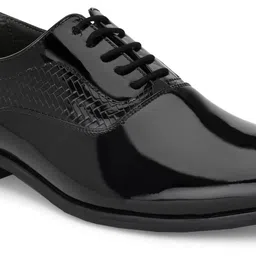 house of pataudi Lace Up For Men image 2