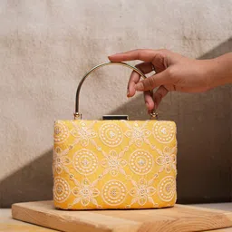 ARTKLIM Embroidered Box Clutch-picture-51