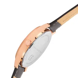 French Connection Men Dial & Leather Straps Analogue Watch FCN00046B image 3