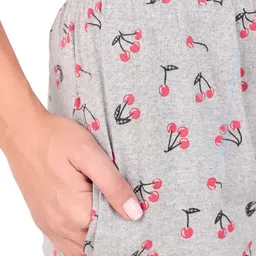 jeckward Pack of 2 Women Printed Multicolor Track Pants image 3