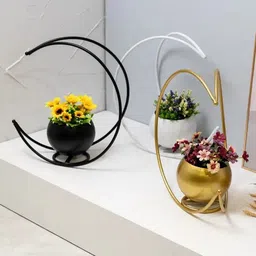 new innovative handicrafts Creative metal geometric home designer vase Iron Vase image 3