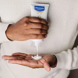 mustela Nourishing Lotion With Cold Cream 200Ml image 4