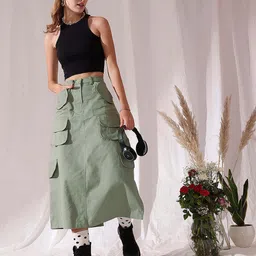 Women Solid Divided Green Skirt-image-12